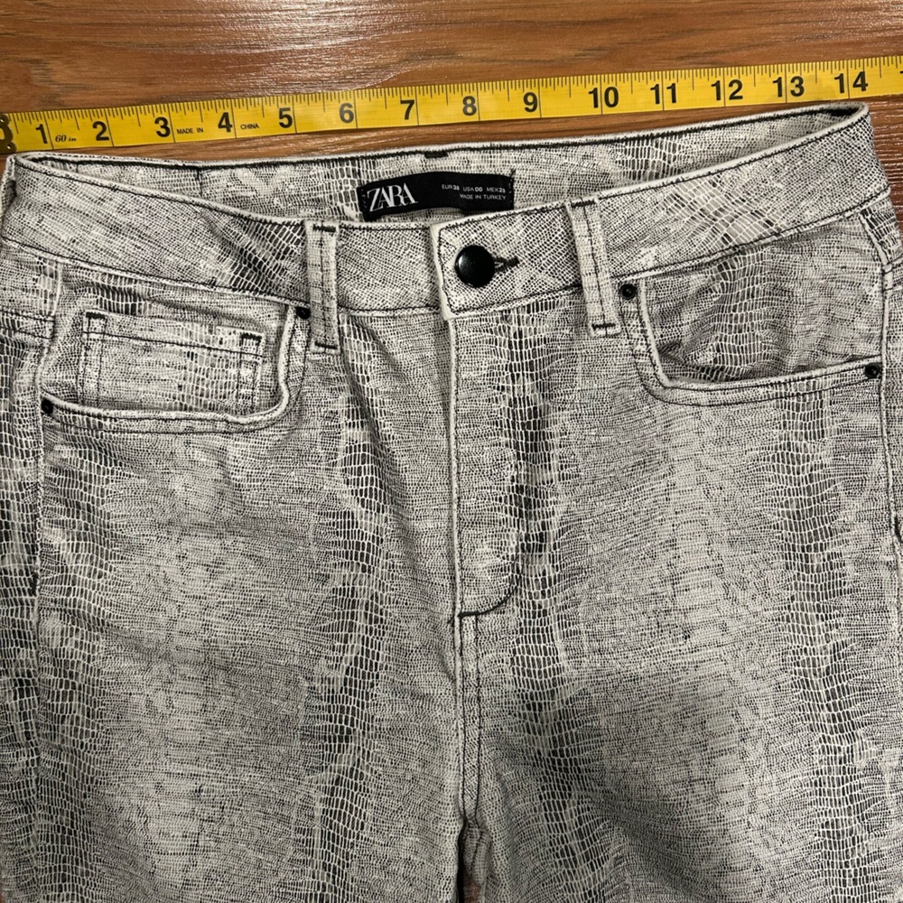 Zara High Rise Skinny Jeans Snakeprint Women’s Size 6 - Picture 6 of 8